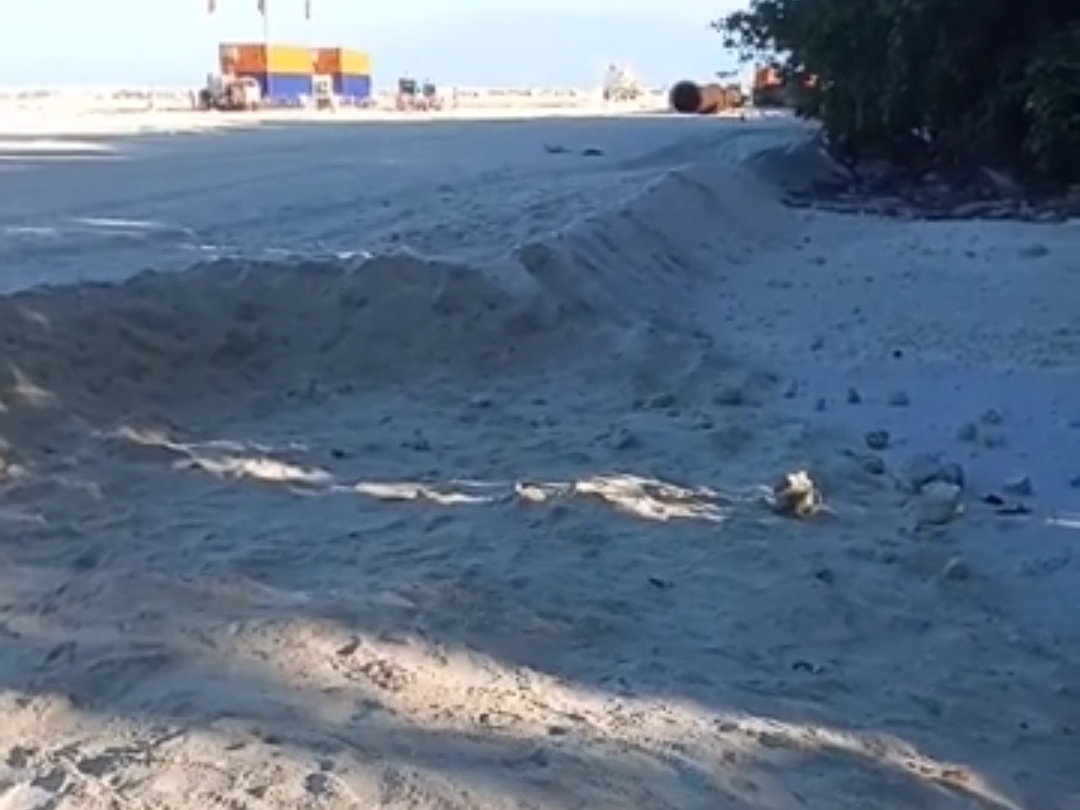 އައްޑޫ ބިންހިއްކާ ސަރަޙައްދުތަކުން ވެލި ނުނެގުމަށް އިލްތިމާސް ކޮށްފި