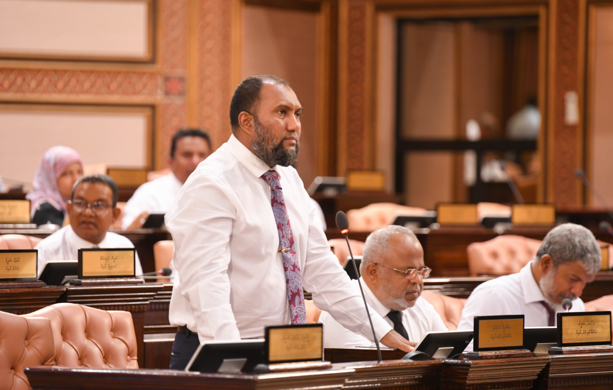 އެމްޑީޕީގެ ލީޑަރޝިޕުން އަލްޙަމްދު ކިޔަން ބުންޏަސް ޕީއެންސީން އެކަމާ ދެކޮޅު ހަދަންޖެހޭ: ޖަނާބު