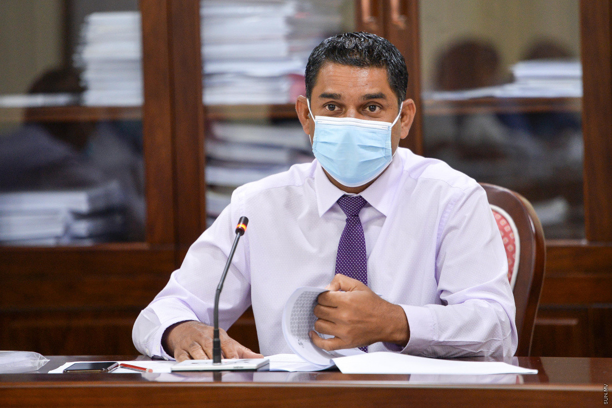 މެޖިސްޓްރޭޓުންގެ މުސާރަ ބޮޑު ކުރަން ކޮމިޓީން ފާސްކޮށްފި