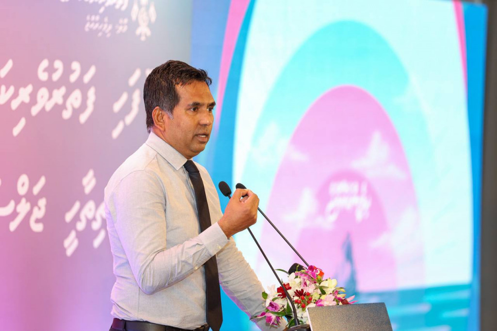 ރައީސް ޞާލިޙާއި ޝާހިދު ރާވާފައި އޮތީ ރާއްޖެ ބަނގުރޫޓުކޮށްލަން: ސައީދު