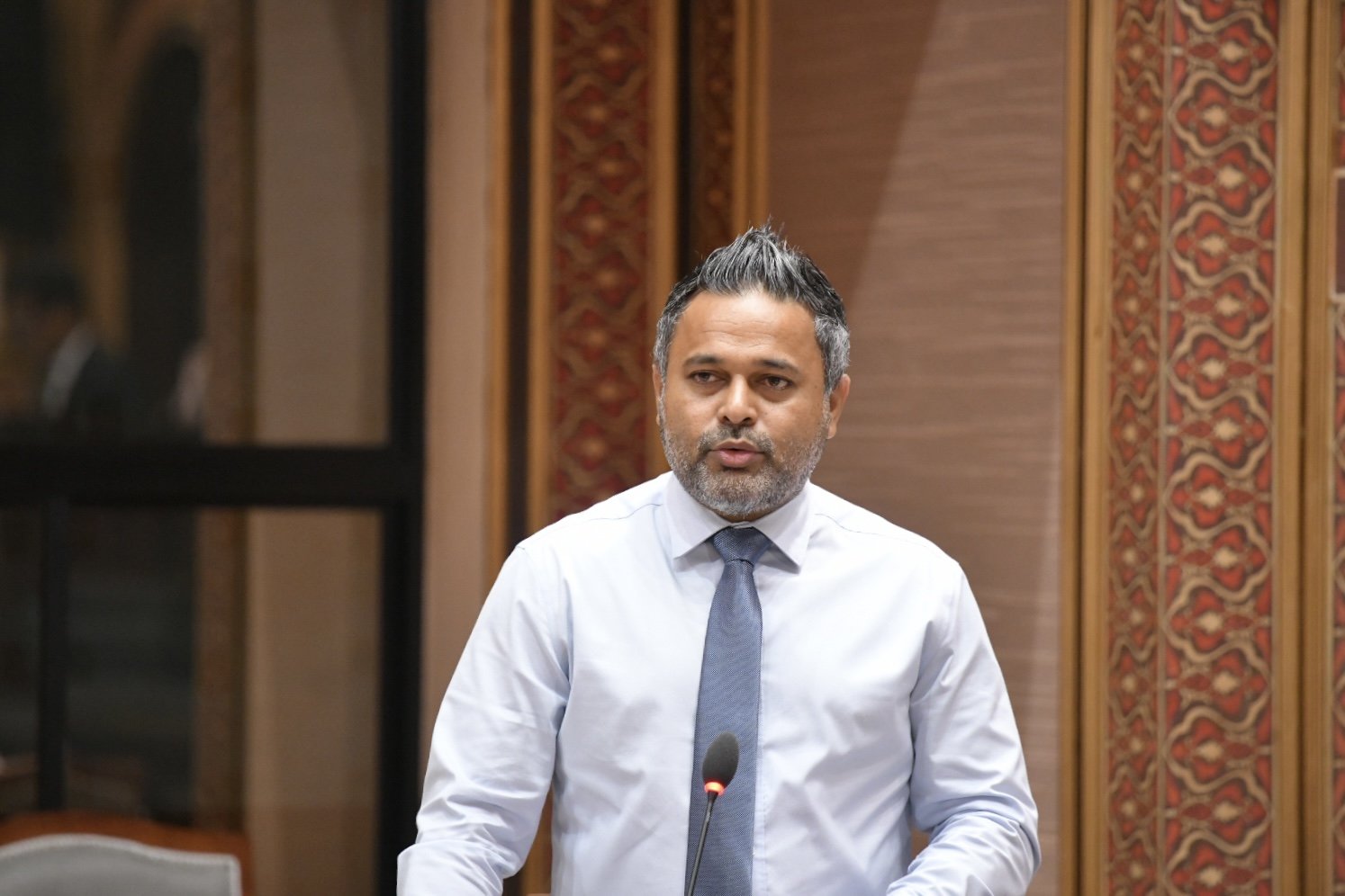އައިސްޕްލާންޓްތަކުގެ ބޭނުން ނުހިފޭކަމަށް އެއްބަސްވެ، ޝިޔާމް ހުރިހާ އިލްޒާމެއް އެޅުވީ ކުރީ ސަރުކާރުގެ ބޮލުގައި
