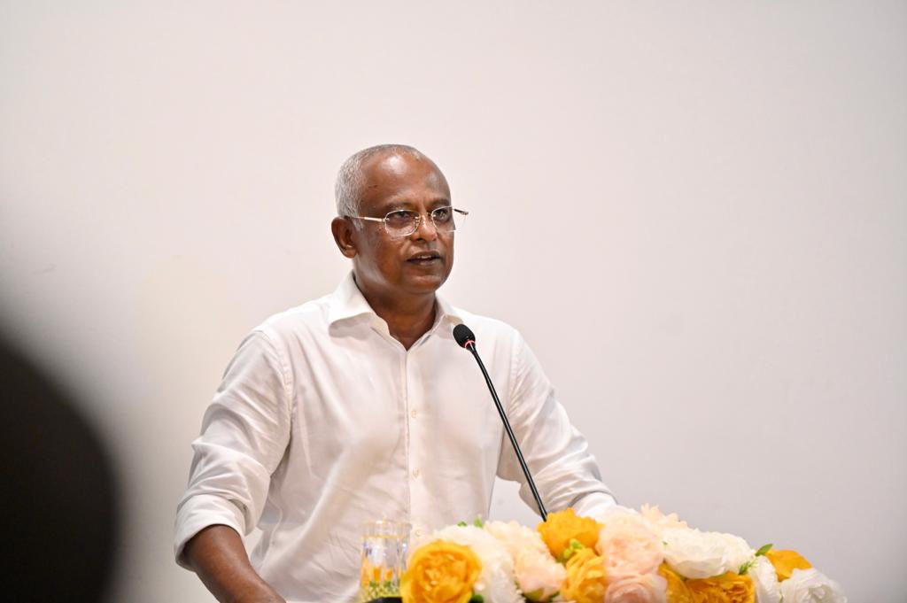 ވާދަވެރި ކެންޑިޑޭޓަށް ވެސް ދޭންވާ އިހުތިރާމު ދިނުމަށް ރައީސް އެދިވަޑައިގެންފި