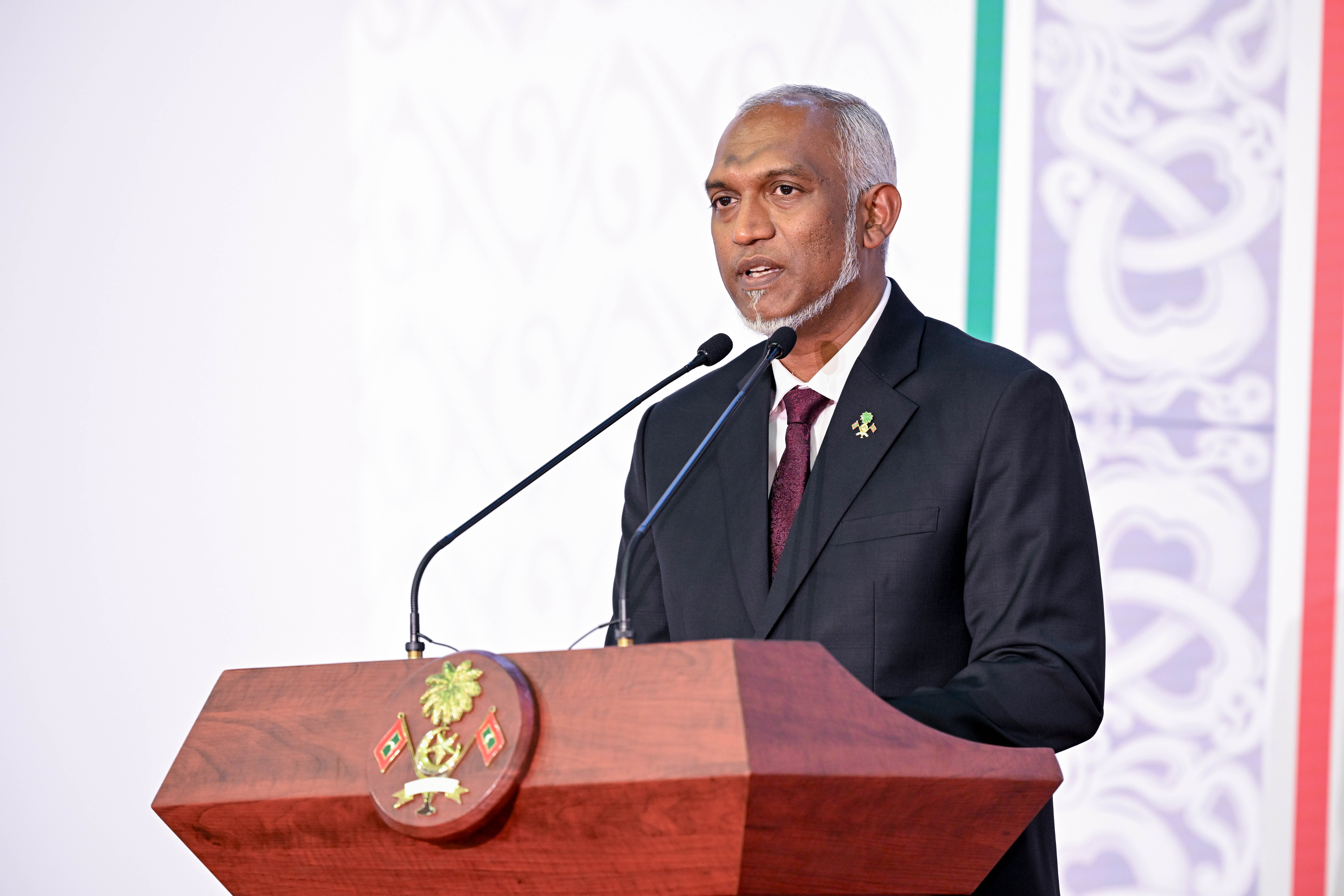 ރަމަޟާން މަހަކީ އަމިއްލަ ނަފްސު ދީނީ އަދި ޤައުމީ އިންތަކުގެ މަތީގައި ތަރުބިއްޔަތުކުރާ މައްސަރަކަށް ހެދުމަށް ރައީސް ގޮވާލައްވައިފި