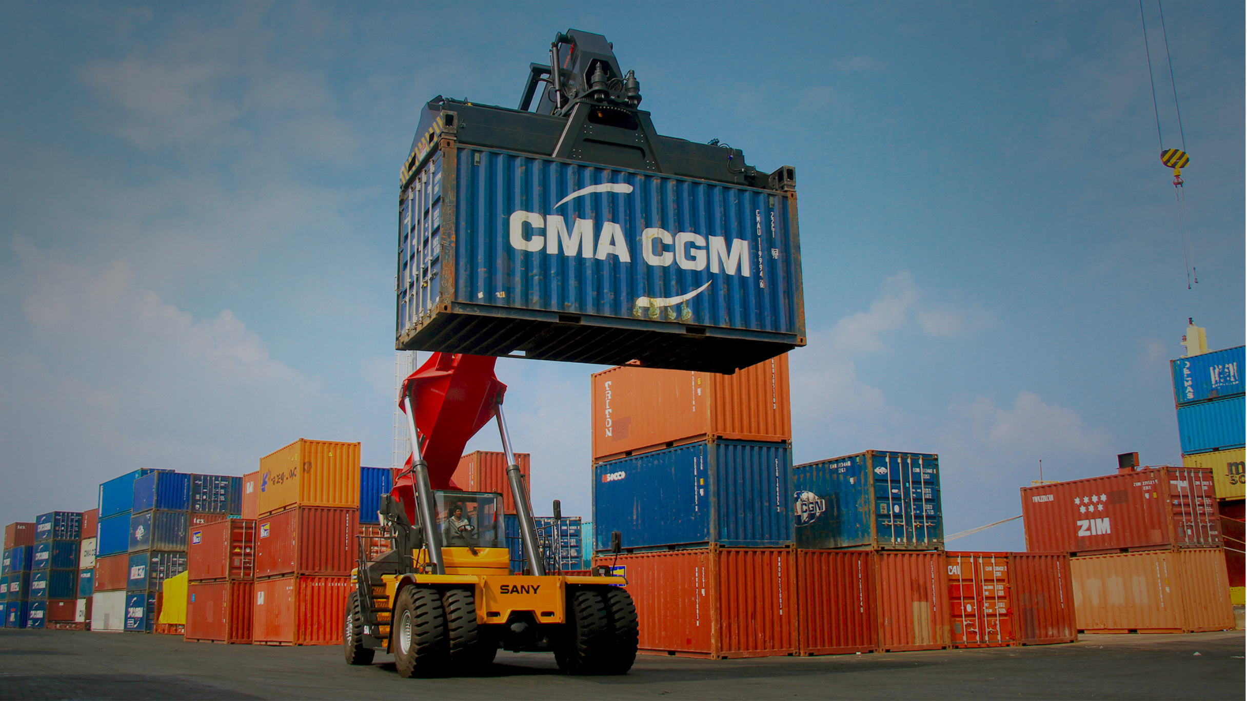 ހަނގުރާމައިގެ ސަބަބުން ލަންކާގައި މިހާރު ތާށިވެފައިވަނީ 1741 ކޮންޓެއިނާ