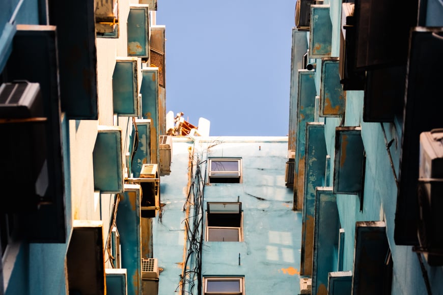 ސިނަމާލެއާއި މާލެ ހިޔާ ފްލެޓުތަކުގެ ޖޫރިމަނާ މާފުކޮށް އިނާޔަތް ދެނީ އިންތިހާބަށް ނުފޫޒު ފޯރުވަން ކަމަށް އަނަސް ތުހުމަތުކޮށްފި