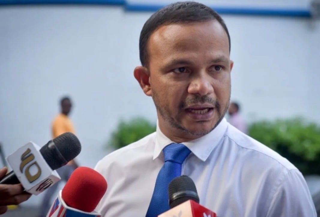 ދައުލަތް "ދަވާލުމުގެ ފިކުރަށް" ނޫނެކޭ ބުނާނީ ކޮންއިރަކުން؟: ޢަލީ ހުސައިން