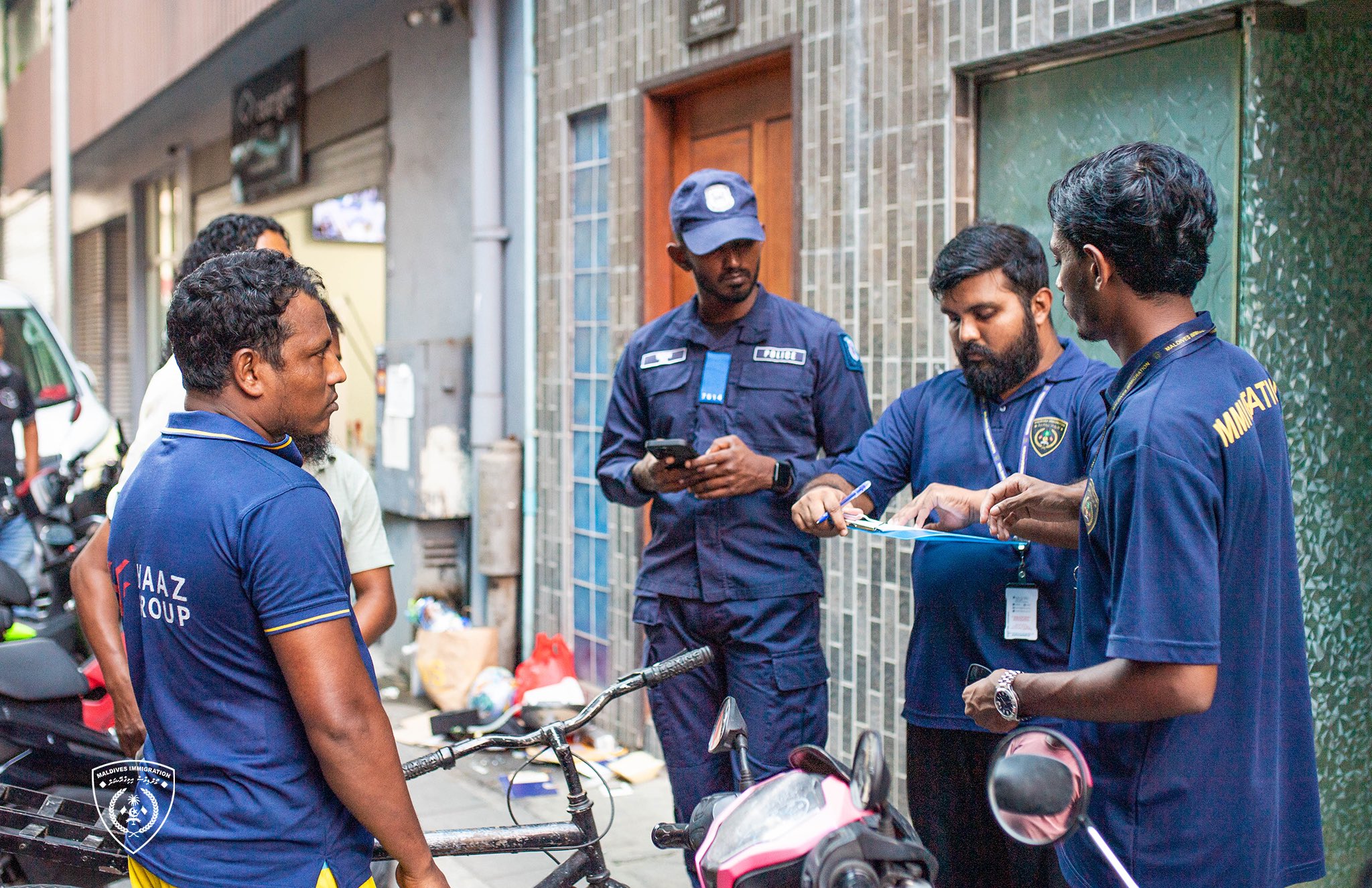 މާލެއިން ގަވާއިދާ ހިލާފަށް އުޅުނު 13 ބިދޭސީއަކު އަތުލައިގެންފި
