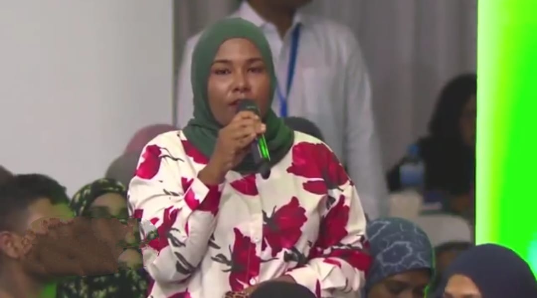 13 އަހަރުގެ ދަރިފުޅުގެ ފޮޓޯ ޖަހައި، ވިއްކަން ޓިކްޓޮކްގައި ގޮވި މައްސަލަ:  އިންސާފު ނުލިބި ކުއްޖާގެ މަންމަގެ ޝަކުވާ ރައީސަށް