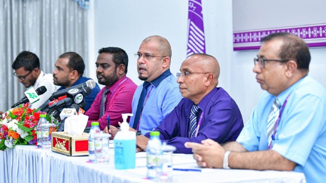 ޕާޓީތައް ސަސްޕެންޑް ކުރެވޭގޮތަށް އިސްލާހު ކުރަން ސިޔާސީޕާޓީތަކުގެ ޤާނޫނު އޭޖީ އޮފީހަށް