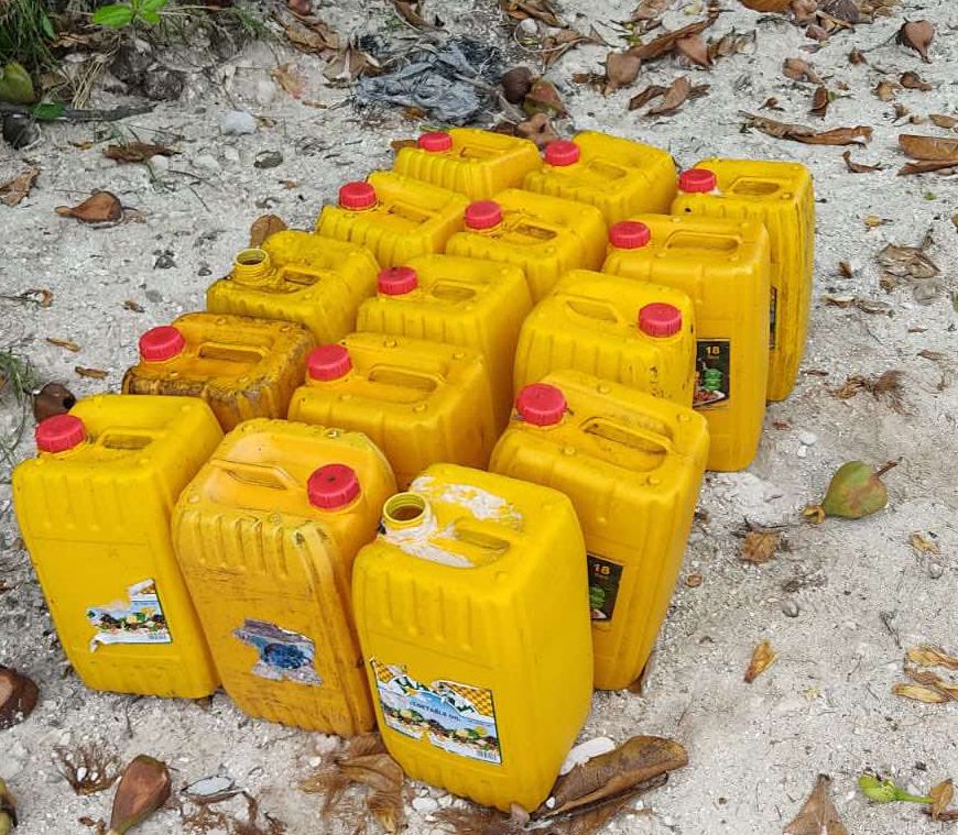 ބަނގުރާ ކެއްކުމަށް ބޭނުންކުރާ ބައެއްތަކެތި އައްޑޫ ސިޓީ ހިތަދޫއިން ހޯދައިފި