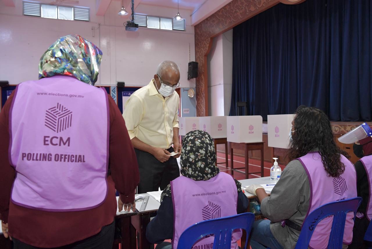 ވޯޓާސް ލިސްޓަށް އެކަކުގެނަން އިތުރުކޮށް ފައިނަލް ލިސްޓް ޢާންމުކޮށްފި