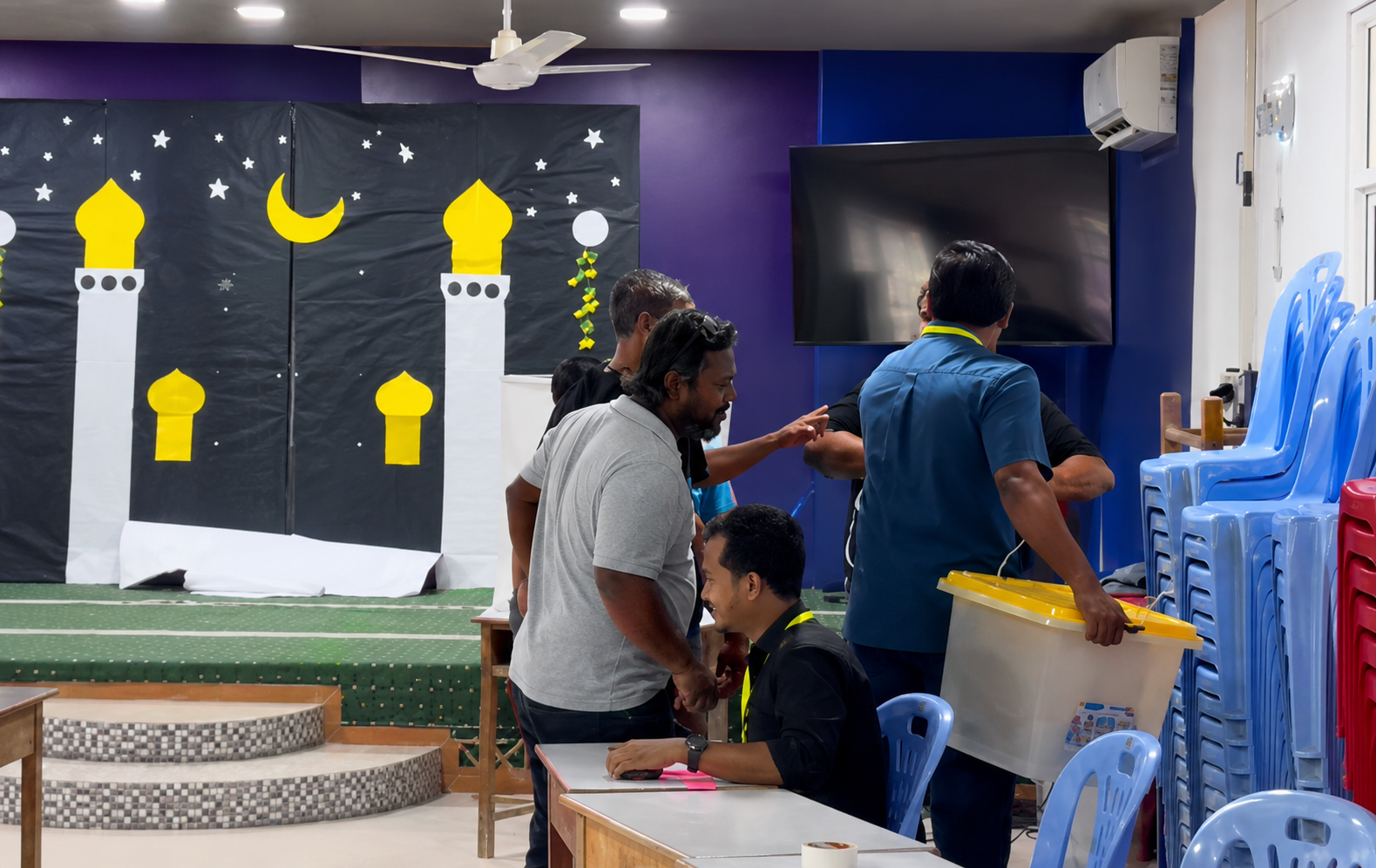 ފީއަލީ ވޯޓުލުން | ފޮޓޯ: މީސްމީޑިއާ