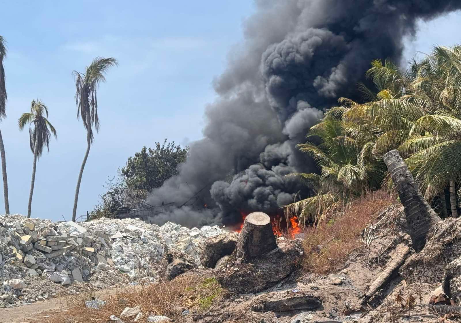 ރ. އުނގޫފާރު ކުނިކޮށީގައި ރޯވި އަލިފާންގަނޑު ފުލުހުންގެ އެހީތެރިކަމާއެކު ކޮންޓްރޯލްކޮށްފި