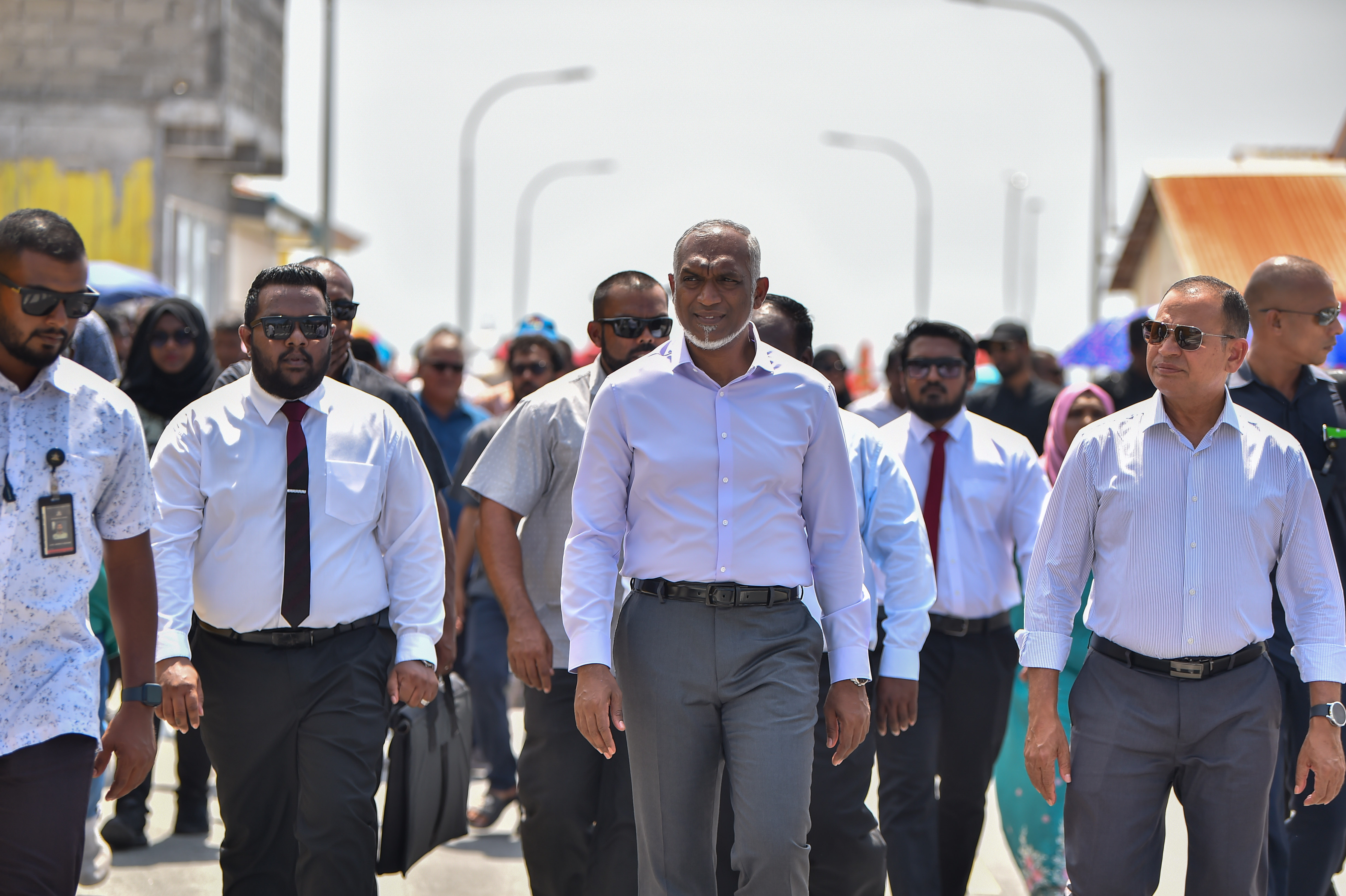 ރަށު ޕިކަޕުން ފީ ނެގުން އަންނަ މަހުން ފެށިގެން ހުއްޓާލަނީ