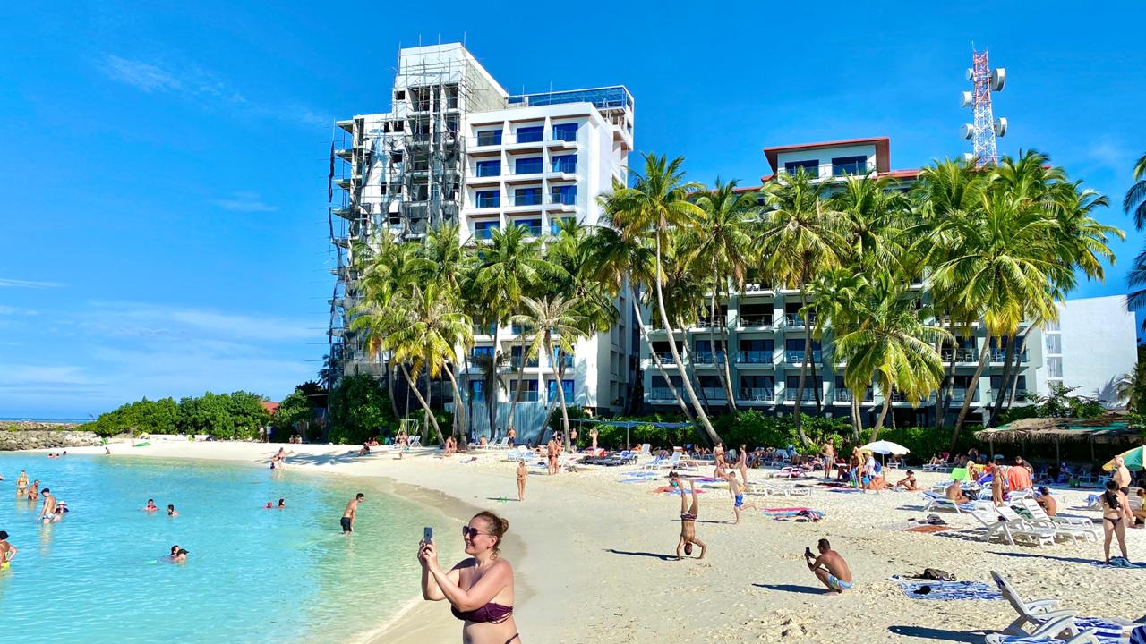 އެއް ތަނަކަށް އެންމެ ގިނަ ޓޫރިސްޓުން މި މަހު އައީ ކާނި ހޮޓެލްސް އަށް !