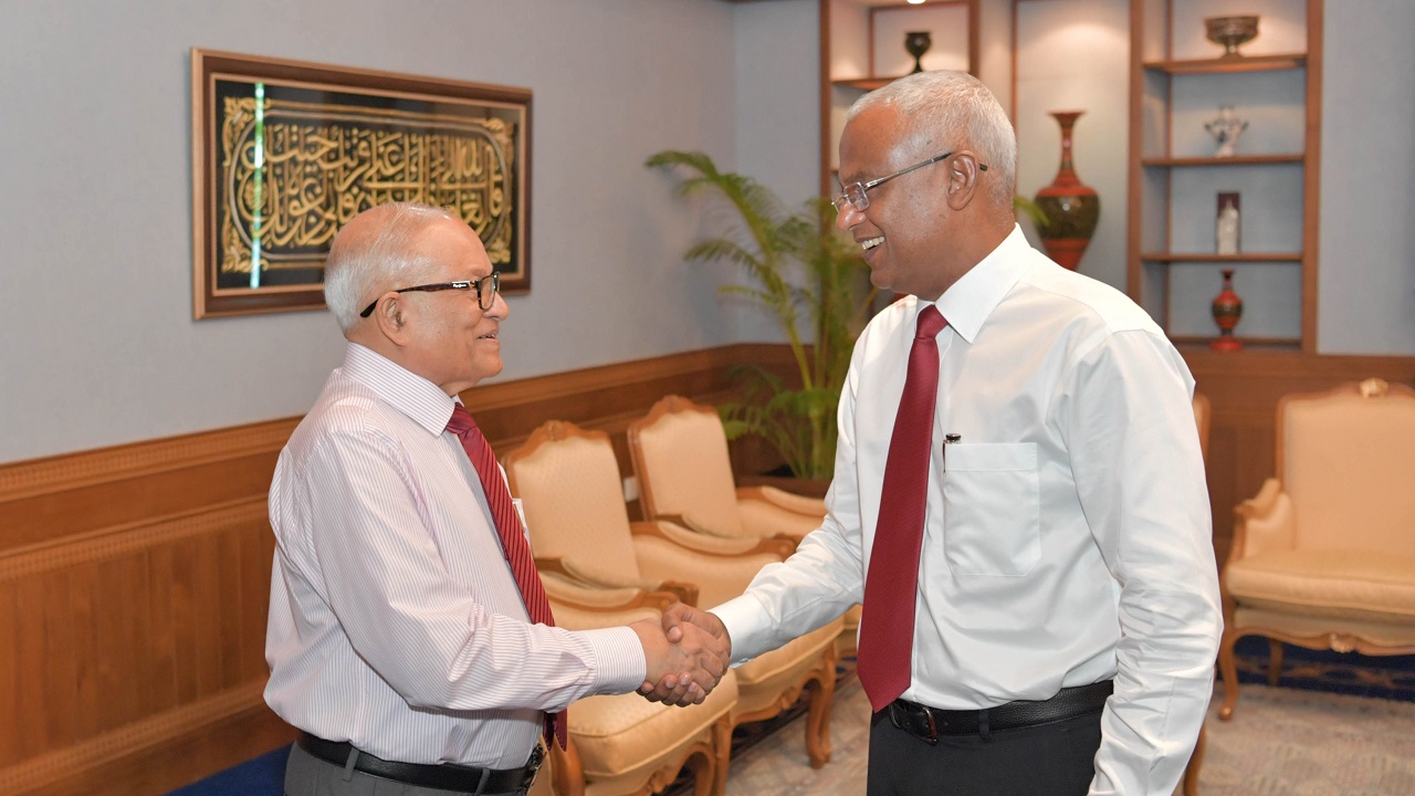 އަންނަ ރިޔާސީ އިންތިޚާބުގައި ރައީސް ސާލިޙަށް ތާއިދުކުރުމާއި މެދު އަދި ގޮތެއް ނުނިންމަން: ރައީސް މައުމޫން