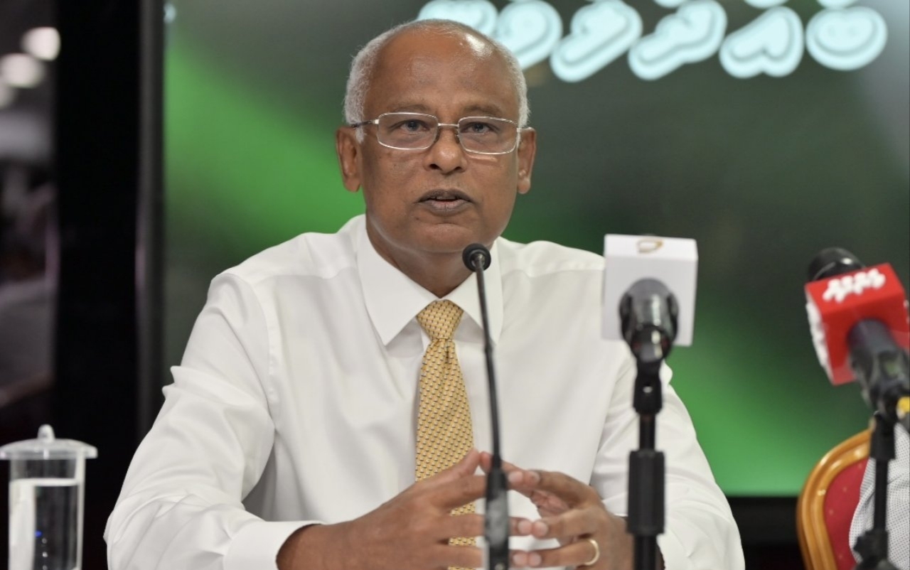 އަދީބު މިނިވަންކުރިޔަސް ޚިޔާނާތުގެ ފައިސާ ހޯދަން މި ސަރުކާރަށް ހުރަހެއް ނެތް: ރައީސް ޞާލިޙް