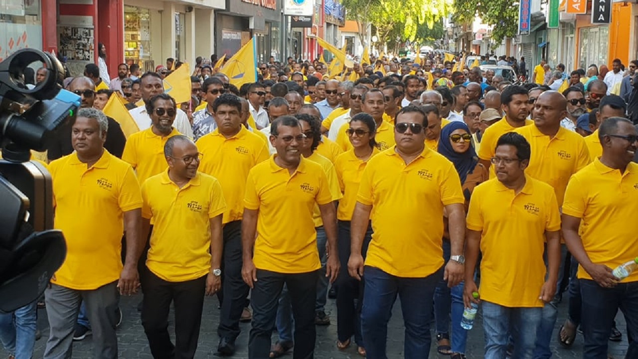 ޕާޓީގެ އަސާސްތަކަށް އިޙްތިރާމްކުރުމަށް އެމްޑީޕީގެ ޒުވާނުންގެ ހިތްވަރުން ސަރުކާރަށް ގޮވާލައިފި