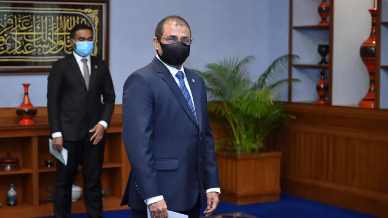 ޔޫތު މިނިސްޓްރީ ހިންގެވުމަށް ޑރ. މައުސޫމް