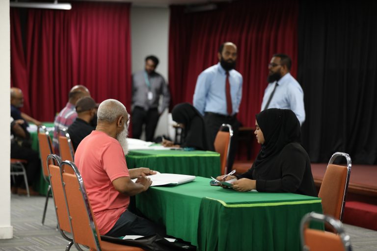 ޙައްޖަށް މީހުން ގެންދިޔުމަށް 11 ކުންފުންޏަކުން ބިޑް ހުށަހަޅައިފި