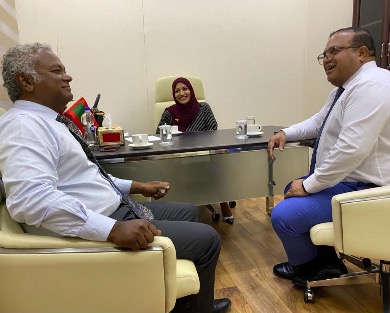 ރައީސް ޞާލިޙްގެ ވަފްދެއް ނަހުލާ އަރިހަށް