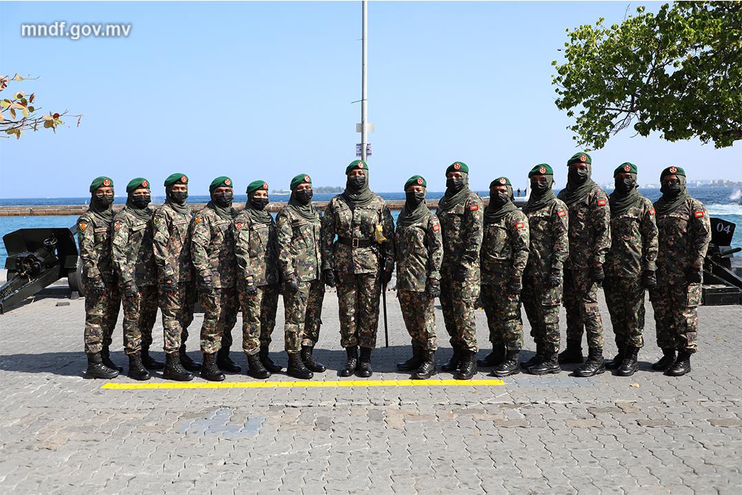 ހަތިޔާރާއެކު ސިފައިންގެ ތަމްރީނެއް މާލެ ސަރަހައްދުގައި