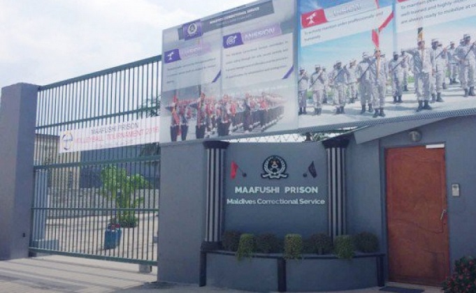 ޤާނޫނީ ވަކީލުންނަށް ޖަލަށް ޒިޔާރަތްކުރެވޭ ގޮތް ހަދައިފި