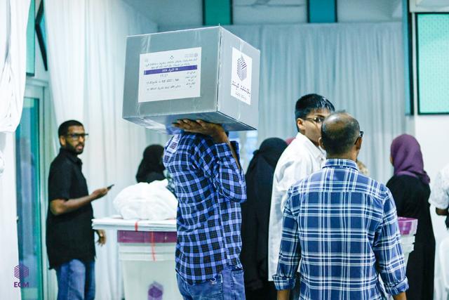 ބައި- އިލެކްޝަން: ހެނދުނު 9 ޖެހުމާއި ހަމަޔަށް ވޯޓު ލީ 280 މީހުން