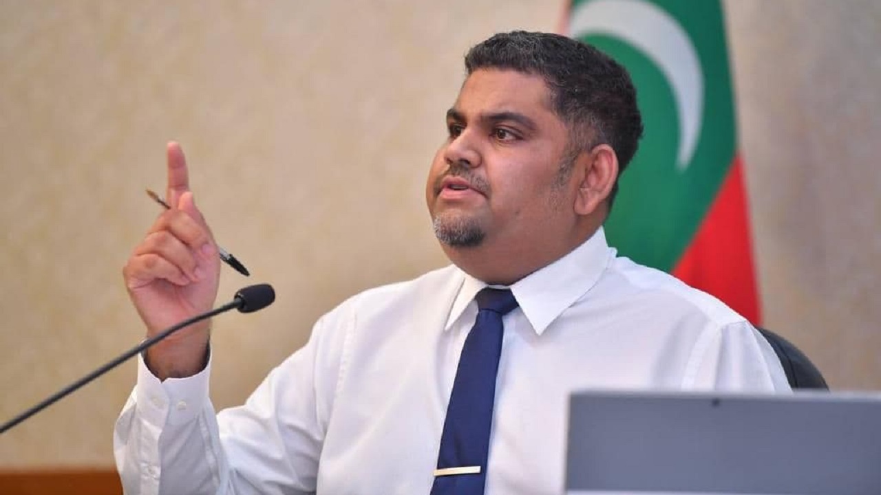 ގުޅިފައިވާ ޕާޓީތަކުން އެކުލަވާލި މެނިފެސްޓޯގައި ބަރުލަމާނީ ނިޒާމުގެ ވަޢުދެއް ނެތް - މަބްރޫކް