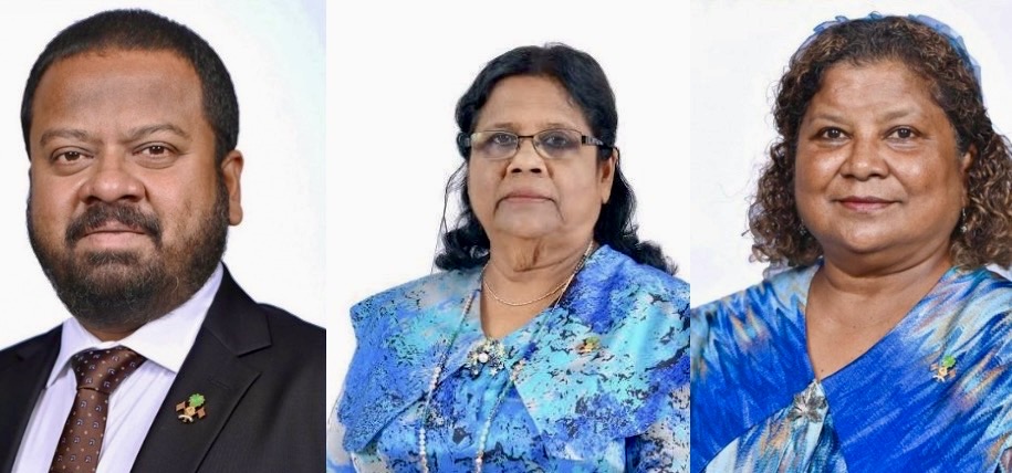 އެމްޕީ އަސްމާގެ އޯޑިއޯ ލީކުވެފައިވަނިކޮށް އާއިލީ 3 ބޭފުޅަކު ސަރުކާރުގެ މަގާމުތަކުން ވަކިކޮށްފި