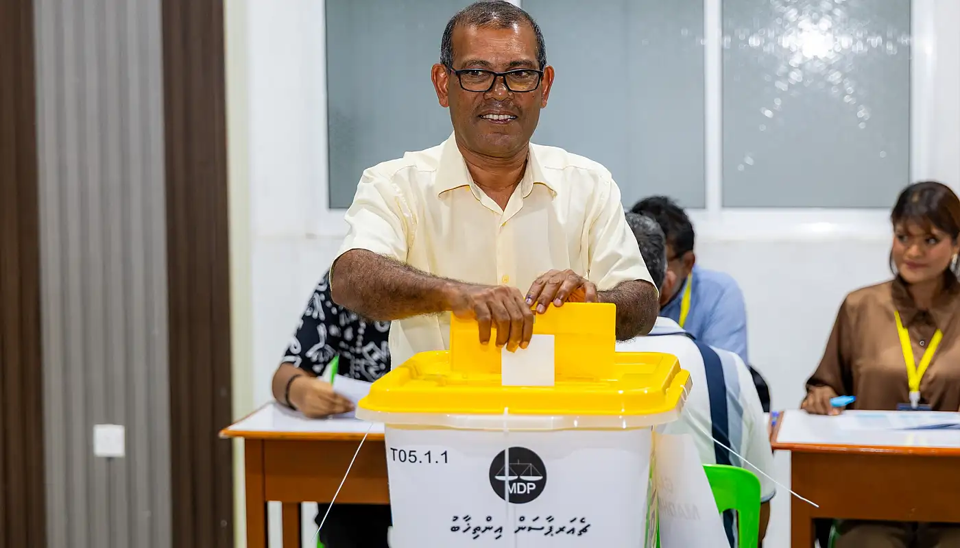 ވޯޓުލެއްވުމަށްފަހު ރައީސް ނަޝީދު ވިދާޅުވީ ސަރުކާރު ޖަވާބުދާރީކުރުވަން އެމްޑީޕީން ތައްޔާރުކަމަށް