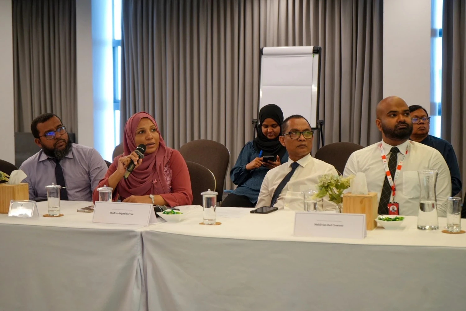 ރައްޔިތުންގެ ބައިވެރިވުން ހިމެނޭ ކުރިއާލާ އިންޒާރުދޭ ނިޒާމެއް ހަރުދަނާކުރުމަށް ގައުމީ ފެންވަރުގައި މަޝްވަރާކޮށްފި