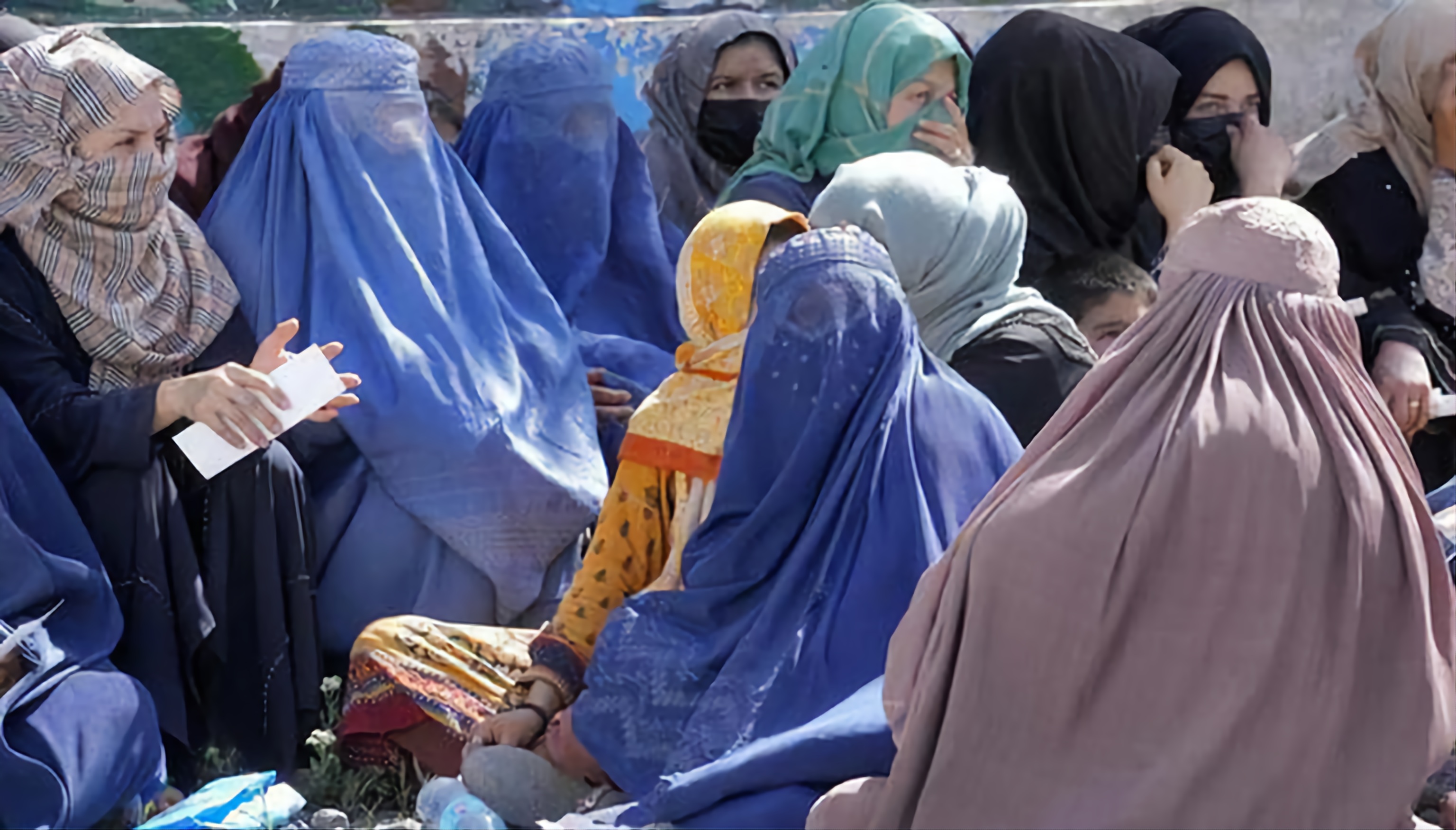 އަފްޣާނިސްތާނު އަންހެނުން އީދު ފާހަގަކުރުން މަނާ