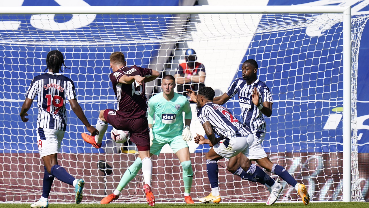 އިނގިރޭސި ޕްރިމިއަރ ލީގު: ލެސްޓާ އާއި އެވަޓަން އަށް ކާމިޔާބު ރެޔެއް