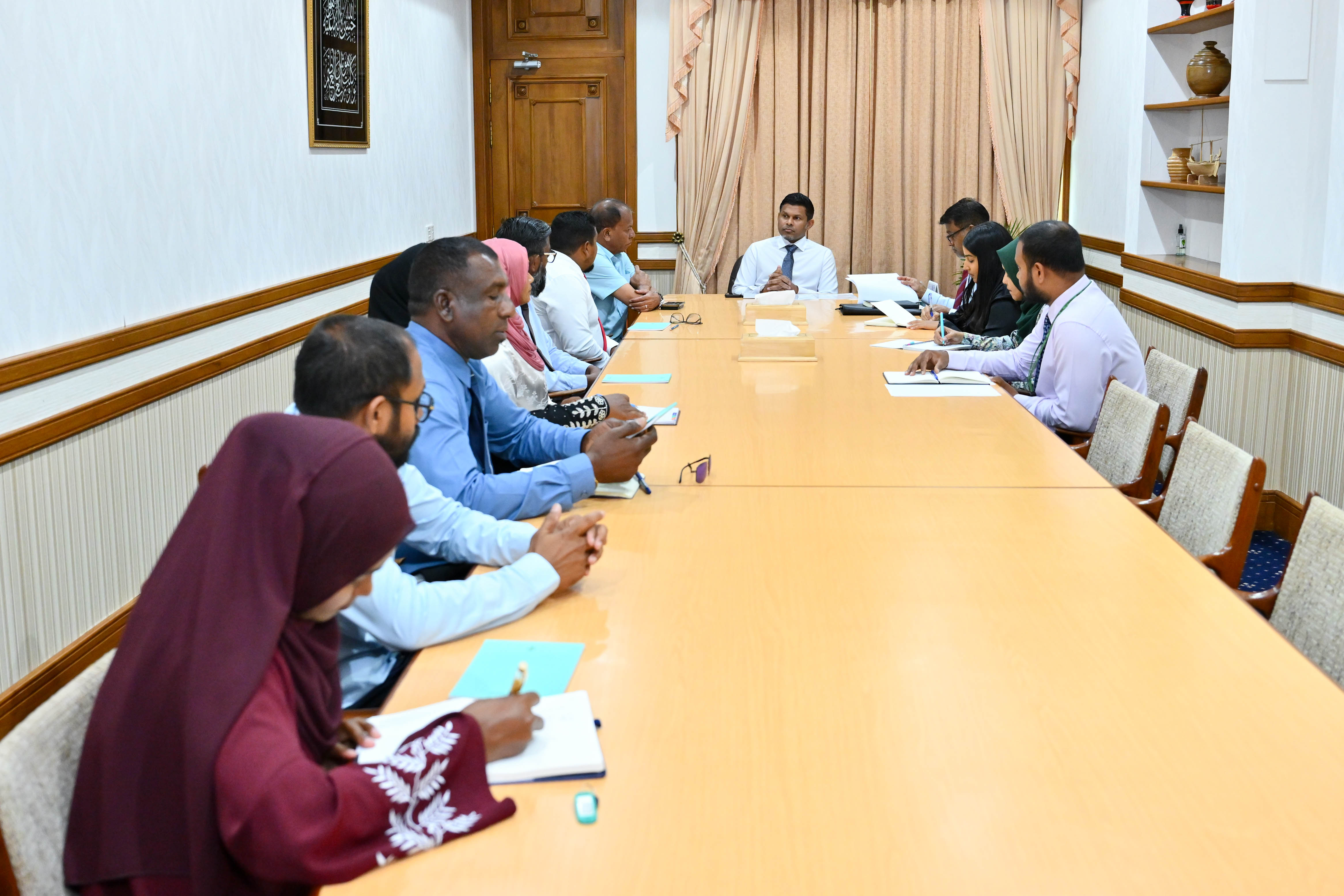 ރައީސުލްޖުމްހޫރިއްޔާގެ ނައިބު ހދ. ނޮޅިވަރަންފަރު ކައުންސިލާ ބައްދަލުކުރެއްވުން