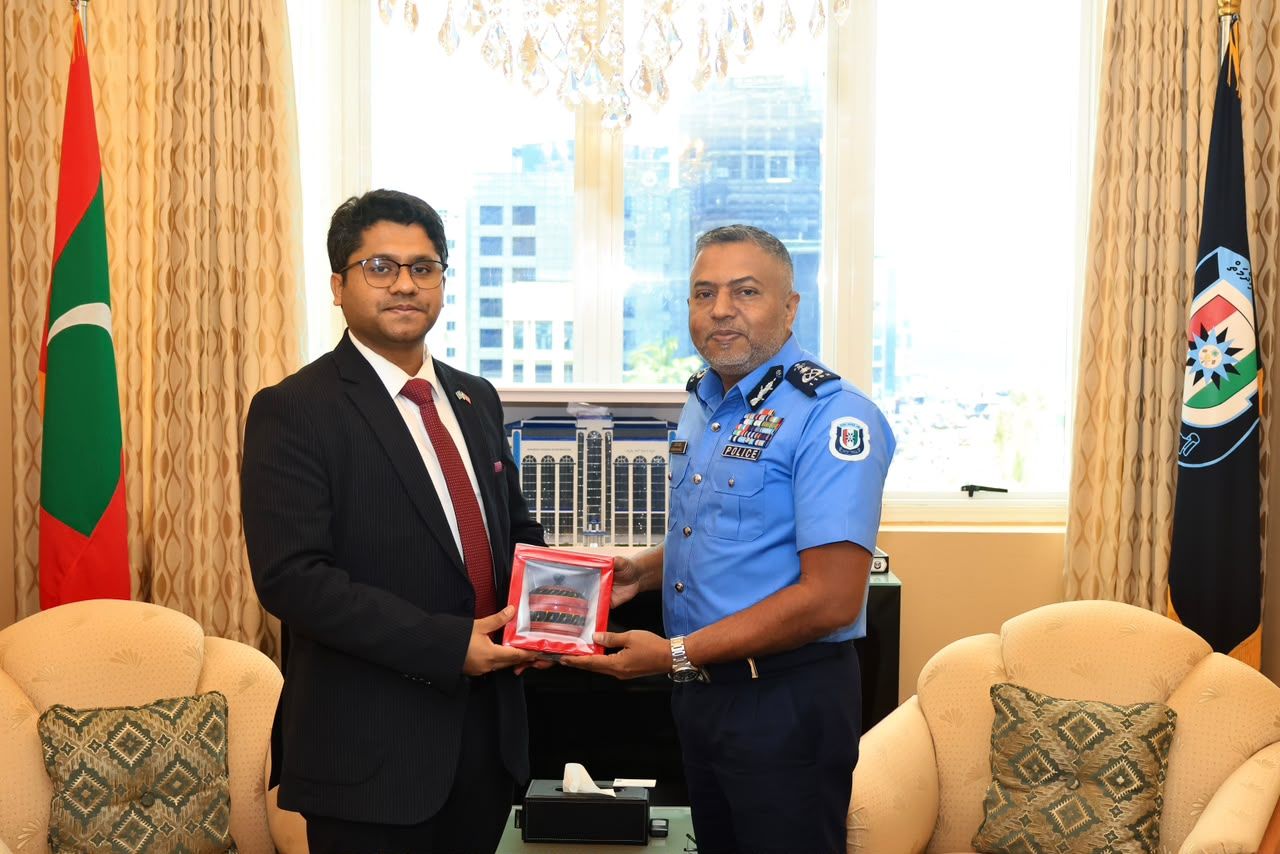 ބަންގްލަދޭޝް މެދުވެރިކޮށް ދިވެހި ފުލުހުންނަށް ފަންނީ ތަމްރީނު ދިނުމާއި ގުޅޭގޮތުން މަޝްވަރާކޮށްފި