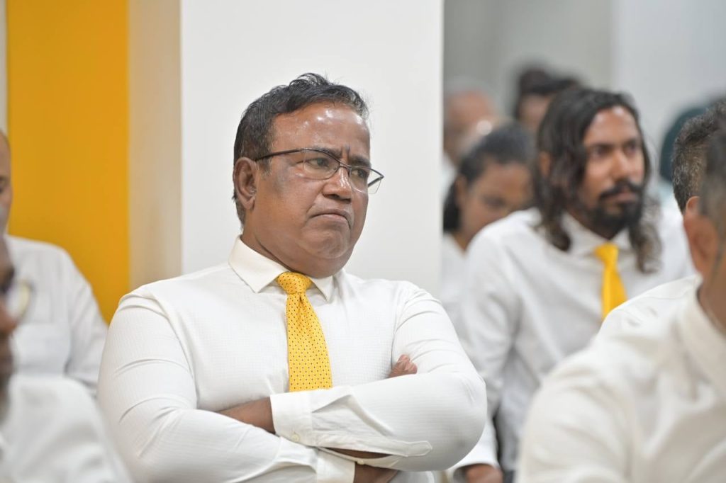 ސަރުކާރުގެ ބައިވެރިވުމާއެކު ކަސްޓަމްސްގައި ބޮޑެތި ޖަރީމާތައް ހިންގަނީ: ގަފޫރު