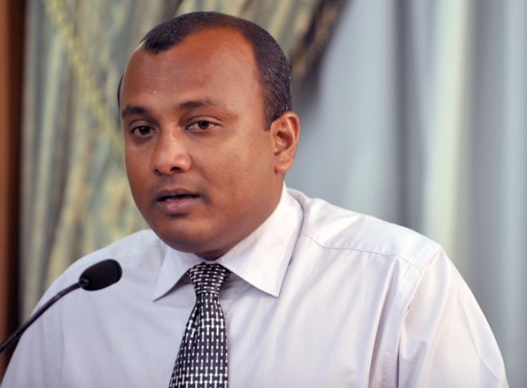 އައްބާސް އާދިލް ރިޒާ ހައްޔަރުކޮށްފި