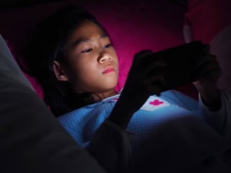 އޮންލައިން ގޭމުކުޅެން މަންމަގެ ބޭންކު އެކައުންޓު ހުސްކޮށްލައިފި