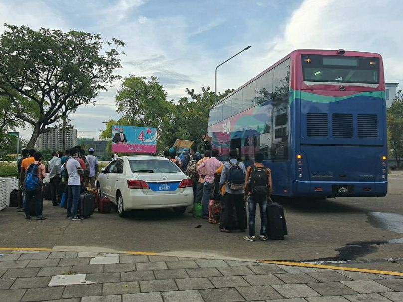 އެކްސް ކިއުޒް މީ؛ ރެންޑަމް ސާމްޕަލް ނެގުމުގައި ބިދޭސީން ތަފާތުކުރަނީތޯ؟