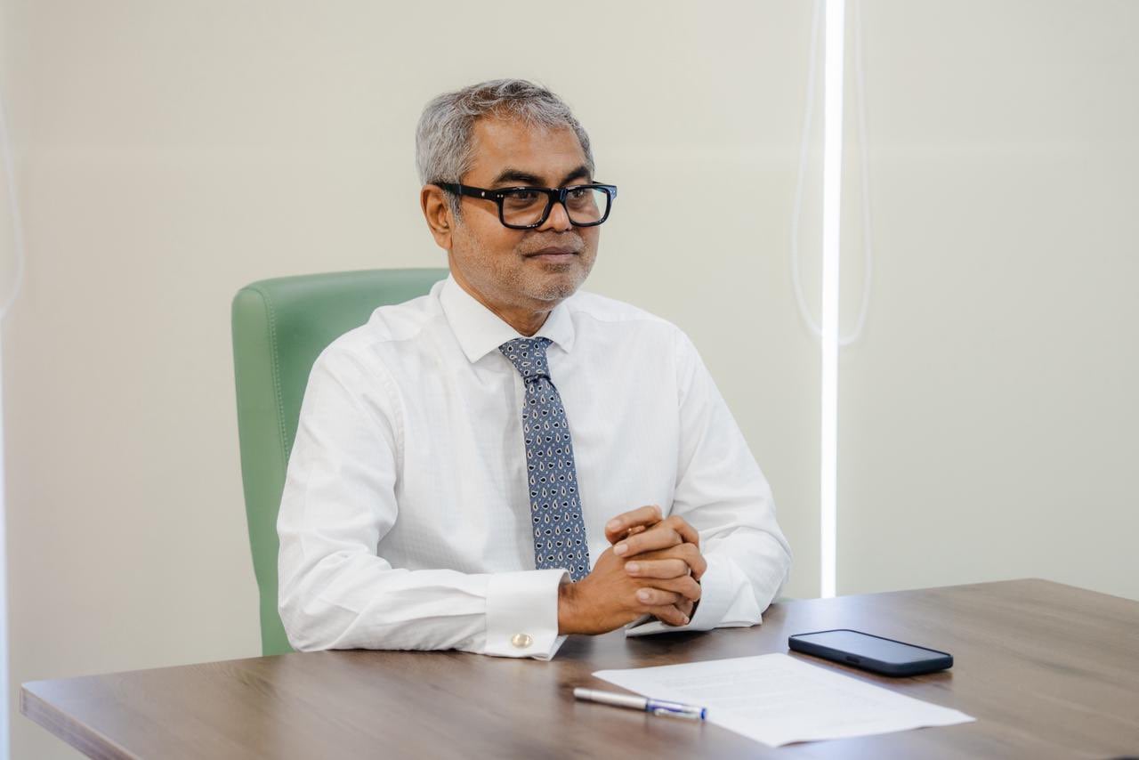 ރިމޯޓް ވޯކިން ވިސާ އާއި ކޮންޓެންޓް ކްރިއޭޓާ ވިސާ ތައާރަފްކުރަން މަސައްކަތް ކުރަނީ: ޠާރިޤް