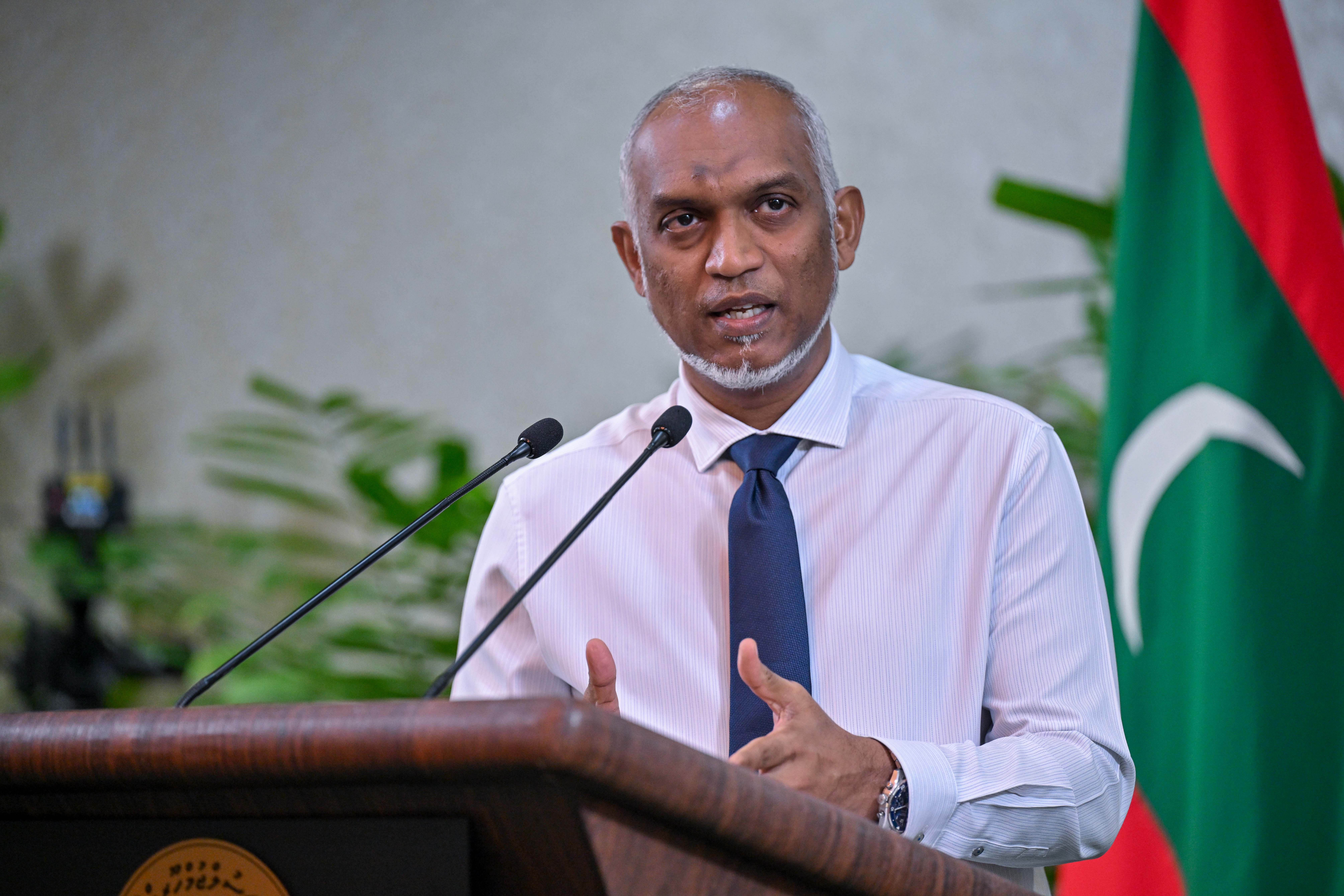 މަޝްރޫޢުތައް މަޑުޖެހުނަސް ހުއްޓައެއް ނުލާނަން، ހުރިހާ މަސައްކަތެއްވެސް ނިންމަވާނެ: ރައީސް