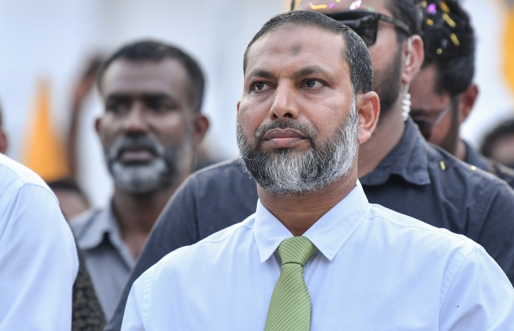 ގައުމުގެ ދިފާއުގައި ތެދުވާންވީ ވަގުތު ޖެހިއްޖެ: އިމްރާން