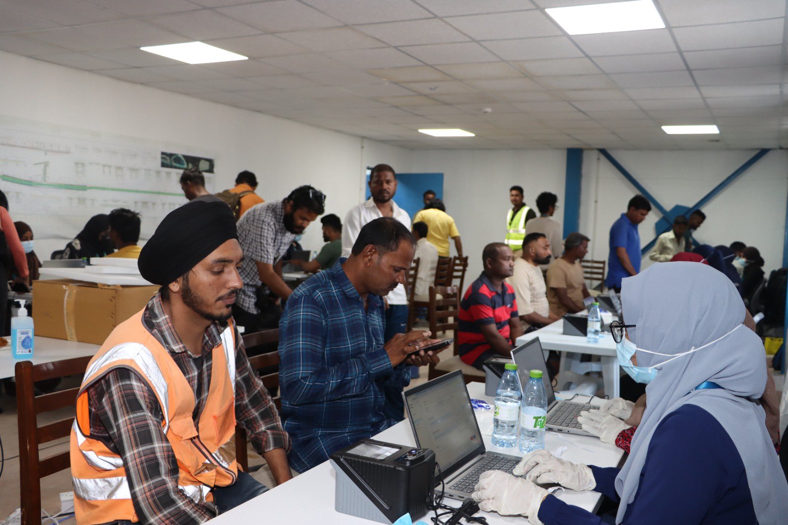 ބިދޭސީންގެ ވޯކް ޕާމިޓް ފީގެ ގޮތުގައި 1.2 ބިލިއަން ރުފިޔާ ހޯދައިފި