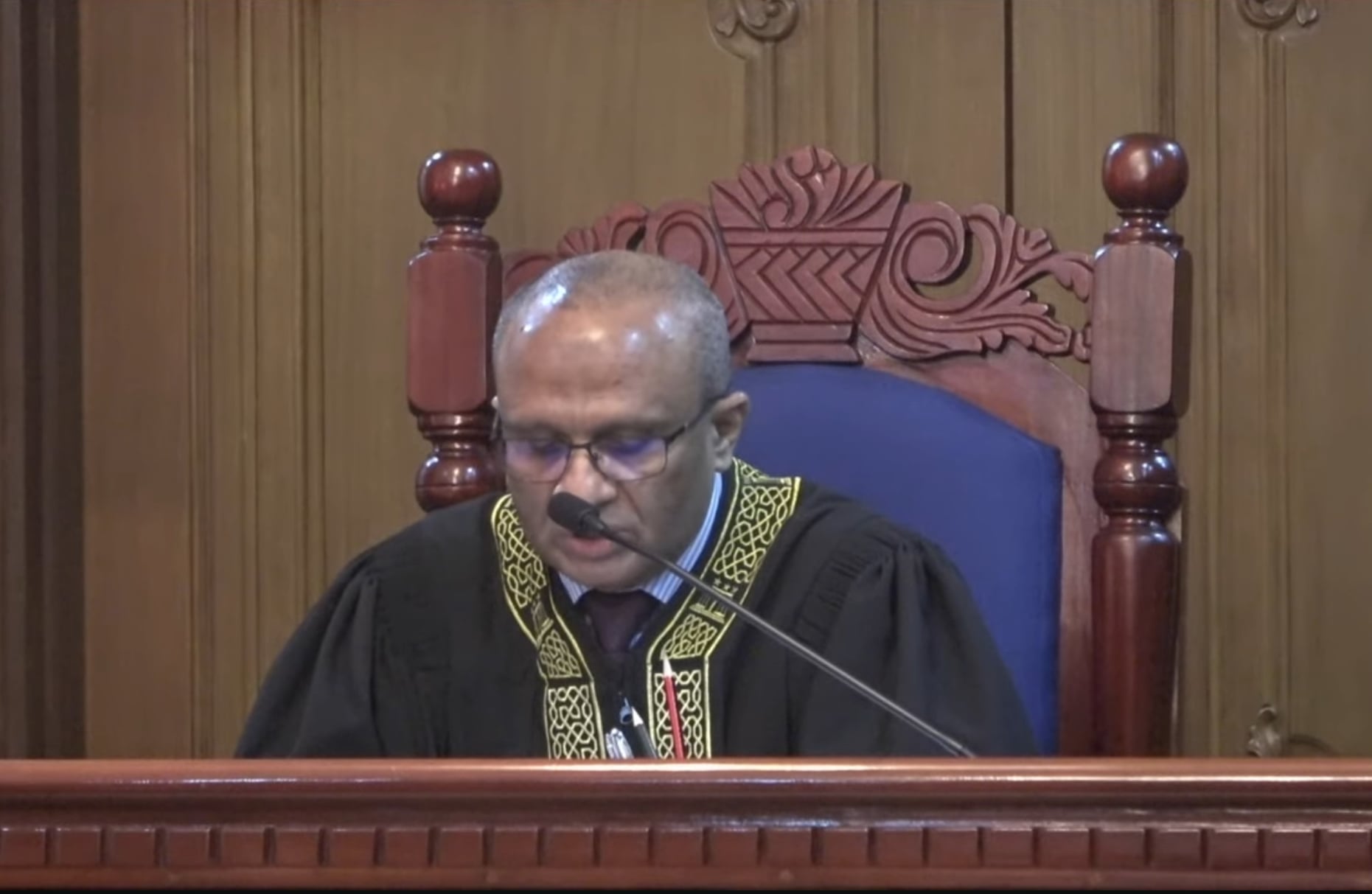 ރެފަރެންޑަމް މައްސަލާގައި އަޑުއެހުމެއް ނުބާއްވައި ސުޕްރީމް ކޯޓުން ނިޔާ ކަނޑައެޅުމަކީ ގޯހެއް: ސުޢޫދު