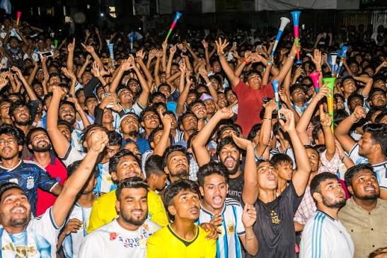 ވޯލްޑްކަޕް ފައިނަލް ރޭ މަގުމަތީގެ އަމާންކަން ދެމެހެއްޓުމަށް ފުލުހުންގެ ހާއްސަ އިލްތިމާސެއް