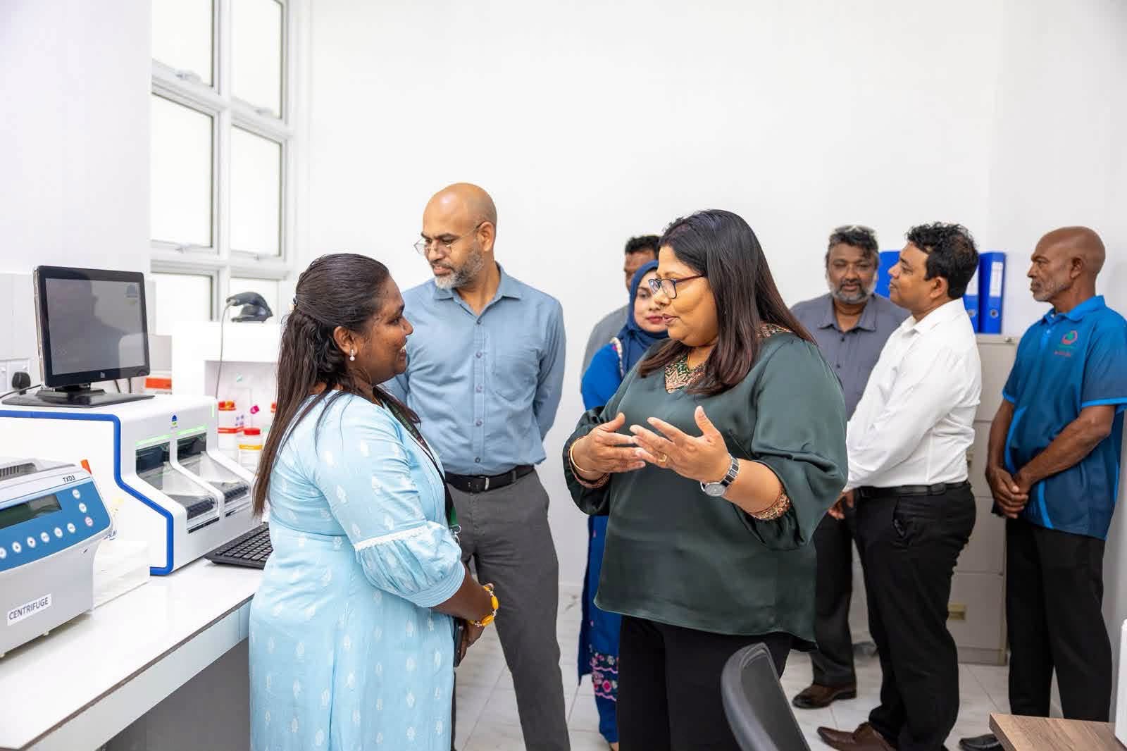 މަރޮށީ ޞިއްޙީ މަރުކަޒުގެ ޚިދުމަތް 24 ގަޑިއިރަށް ބަދަލުކޮށް، ލެބޯޓްރީގެ ޚިދުމަތް ރަސްމީކޮށް ފަށައިފި