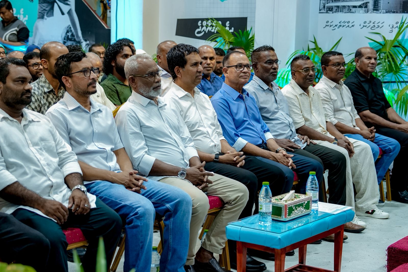 ޕީއެންސީގެ ސެނެޓްގެ ކޮންޓްރޯލް ރައީސް މުޢިއްޒަށް ގެއްލެނީ؟