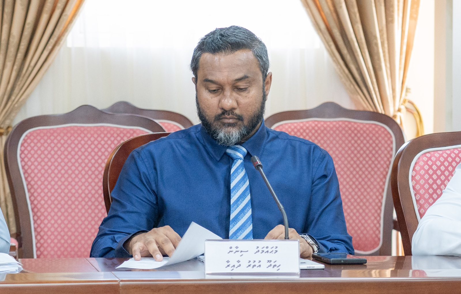 ސިނާންގެ ގޮނޑީގެ މައްސަލަ މާދަމައަށް ތާވަލު ކޮށްފި