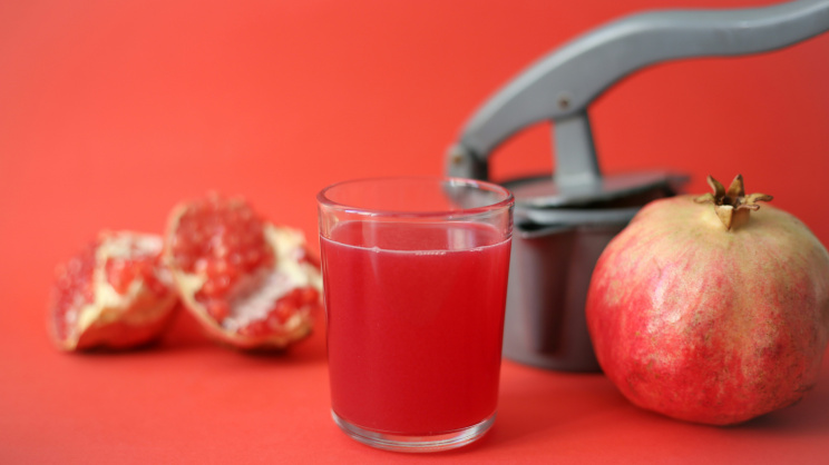 ރޯދަ ރެސިޕީ: ފްރެޝް ލައިމް ޕޮމެގްރަނެޓް ޖޫސް